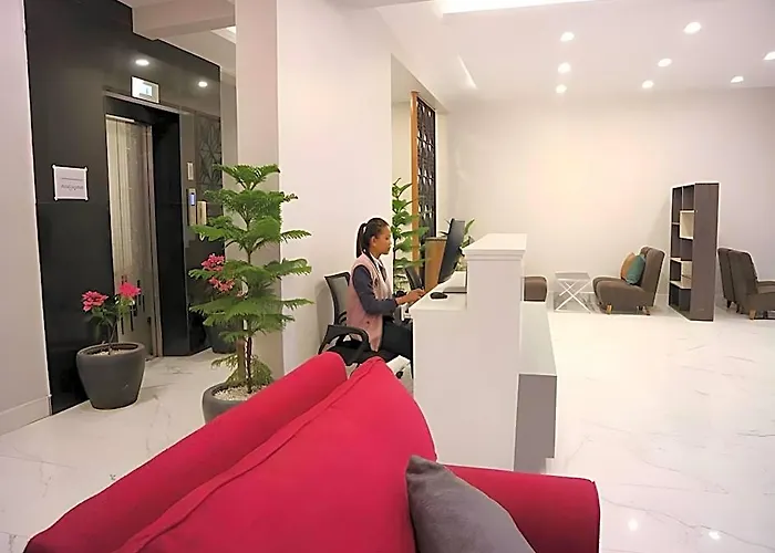 Ly Residences & 酒店