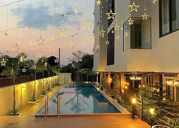 Ly Residences & 4*