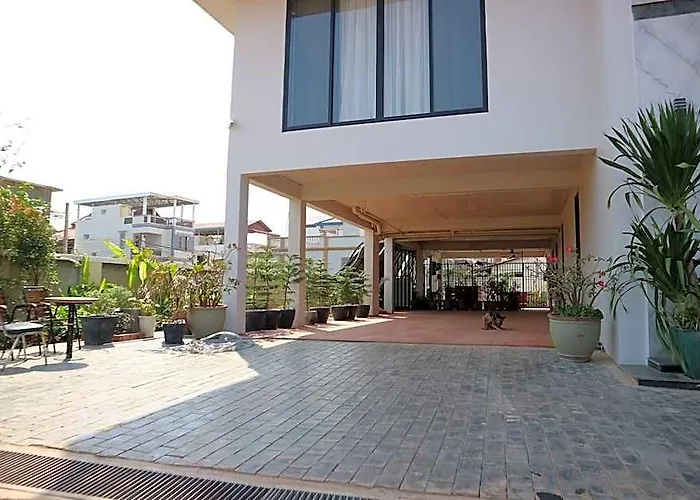 Ly Residences & 酒店