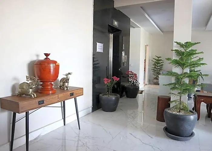 Ly Residences & 酒店