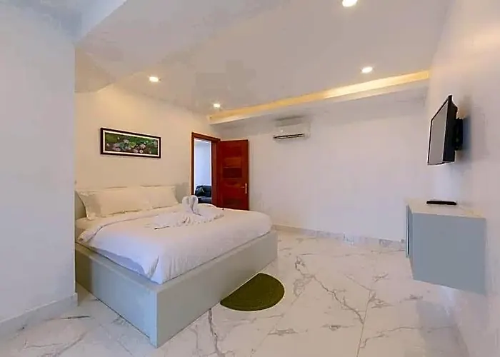 Ly Residences & 酒店 4*
